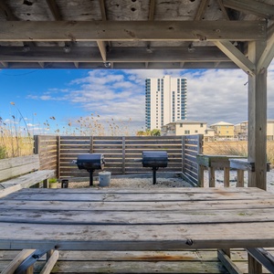 Summer House West Property-25