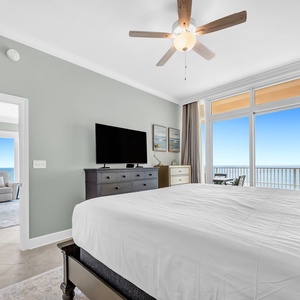 Unwind after a day at the beach and stream your favorite shows in the master and wake up to seagulls and gentle waves