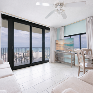 Phoenix All Suites Hotel 101, Gulf Shores, Alabama, beach front, 1 bedroom fully equipped corner hotel suite on the 1st floor