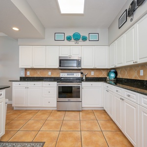 Admiral Quarters 402-19