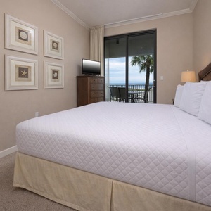 Unwind after a day at the beach, stream your favorite shows in the master, and wake up to seagulls and gentle waves