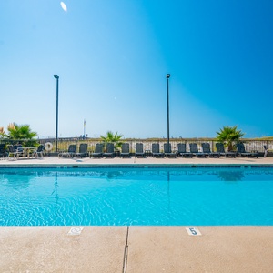 Island Winds Pools-02