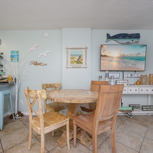 This inviting space features beach-inspired décor and a comfortable tone perfect for creating lasting vacation memories