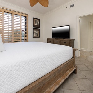 Relax after a fun beach day and stream your favorite shows from the cozy king bed in the master suite