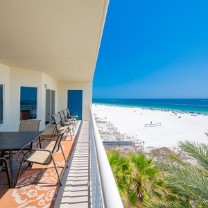 Admiral Quarters 402-9