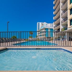 Island Winds Pools-11