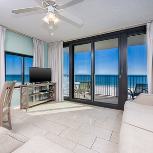 Phoenix All Suites Hotel 510, Gulf Shores, Alabama, beach front, 1 bedroom fully equipped corner hotel suite on the 5th floor