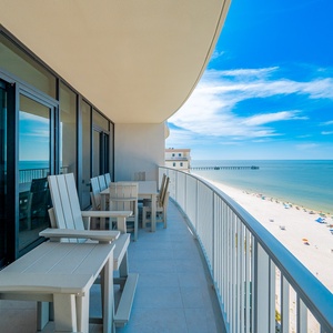 PGS2 1103 Balcony-02