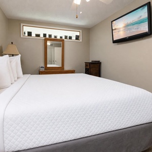 Enjoy restful nights with your favorite shows or a good movie to unwind in the master suite