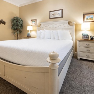 Unwind in this relaxing king guest suite and drift off into a peaceful slumber