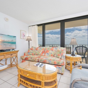 Island Winds East 305, Gulf Shores, Alabama, beach front, 1 bedroom condominium on the 3rd floor