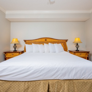 Unwind in this relaxing king guest suite and drift off into a peaceful slumber