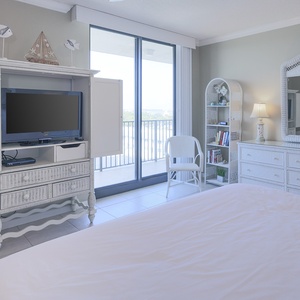 Unwind after a day at the beach, stream your favorite shows in the master, and wake up to the sounds of the coast