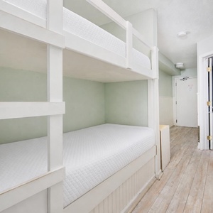 Perfect for the little adventurous vacationers, this bunk area is a cozy space for kids