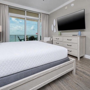 Unwind after a day at the beach, stream your favorite shows in the master, and wake up to seagulls and gentle waves