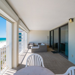 Pelican Pointe 1404-6