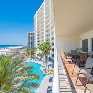 Admiral Quarters 402-8