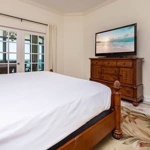 Relax after a fun beach day and stream your favorite shows from the cozy king bed in the master suite