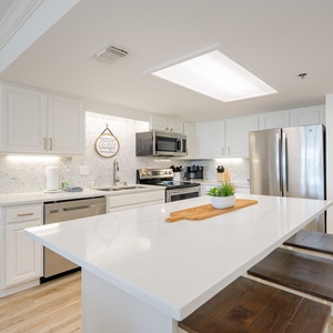 Backbay 207-15