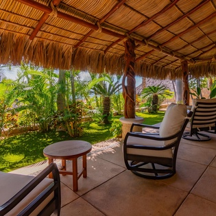 Garden patio sitting area