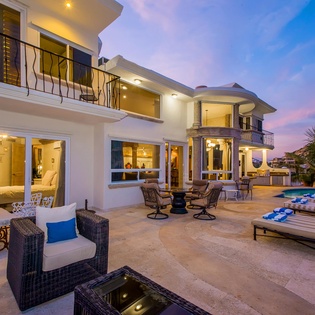 Pool deck