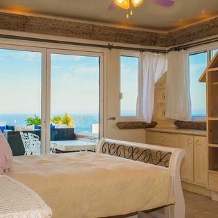 Suite 6 double bed
