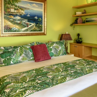 Bedroom with terrace access and view
