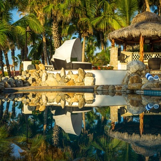 Pool Palapa