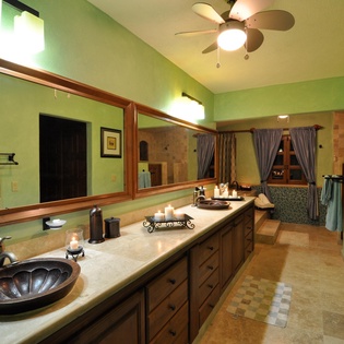 En suite bathroom