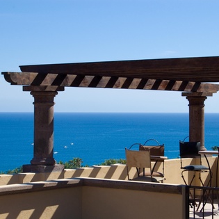 Terrace with fantastic ocean views