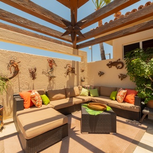 Patio lounge