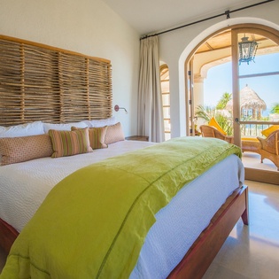 Suite with King bed