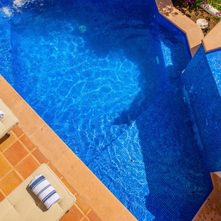 Pool and Jacuzzi