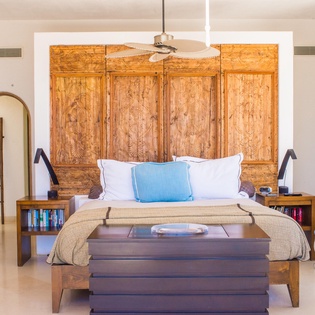 Suite with King bed