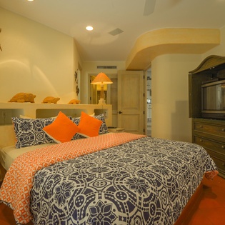 King suite