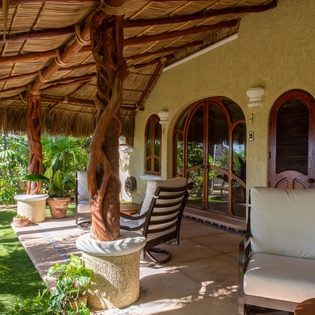 Garden patio sitting area