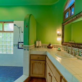En suite bathroom