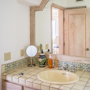 En suite bathroom