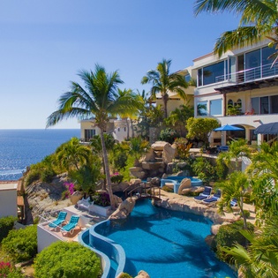 Bird's eye view of patio