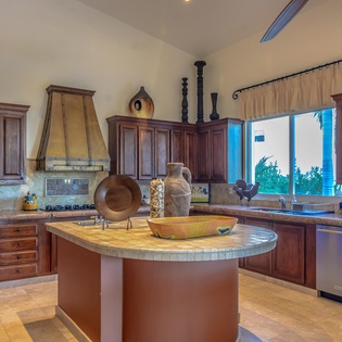 Kitchen with island