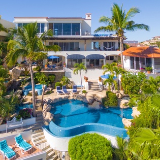Bird's eye view of patio and villa