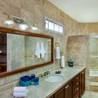 En suite bathroom