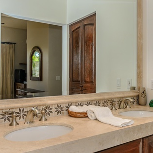 En suite bathroom