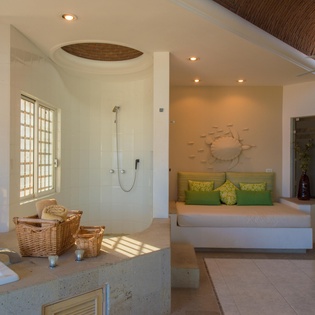 En suite bathroom