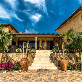 Villa entry