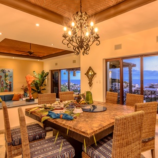 Villa dining room