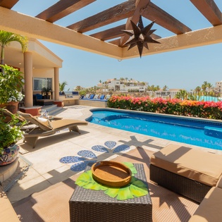 Outdoor covered patio bean seating