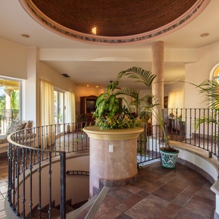 Entryway with staircase -37