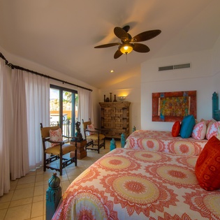 Suite with 2 queen beds