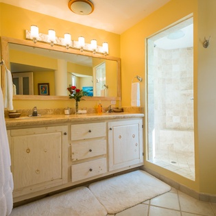 En suite bathroom